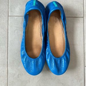 Cobalt blue Tieks 9